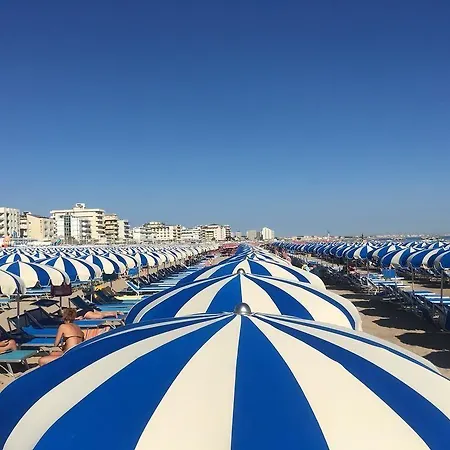 Aquarius Otel